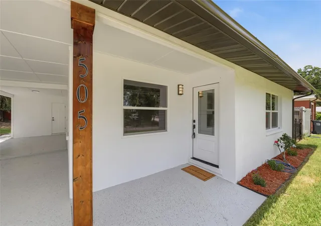 Photo 3 of Single family home for sale at 505 Papaya Dr, Tampa, FL 33619 | MLS# TB8530839 | Listing updated on 2026-09-23