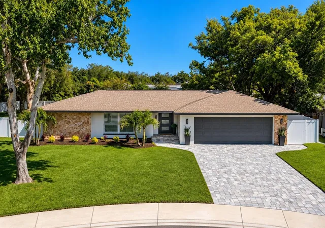 Photo 1 of Sale Pending at 1967 Castille Dr, Dunedin, FL 34698 | MLS# TB8530842 | Listing updated on 2026-10-06