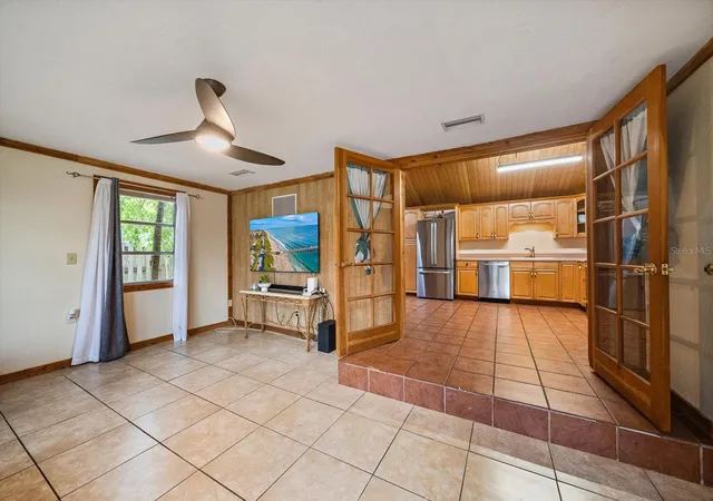 Photo 3 of Single family home for sale at 4102 Royal Palm Ave, Sarasota, FL 34234 | MLS# A4700511 | Listing updated on 2026-09-12