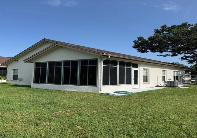 Photo 3 of Single family home for sale at 5754 Parkview Lake Dr, Orlando, FL 32821 | MLS# FC320075 | Listing updated on 2026-07-26
