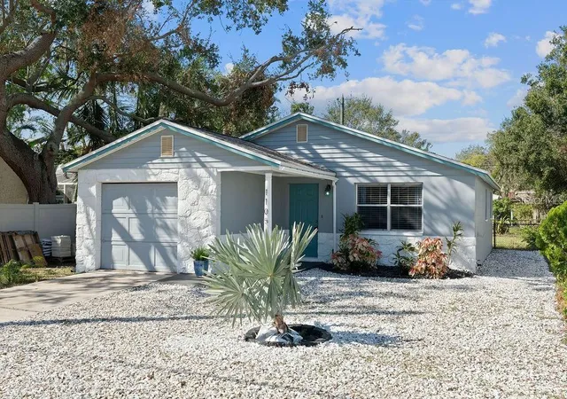 Photo 3 of Single family home for sale at 1105 58th Street S, Gulfport, FL 33707 | MLS# A4700515 | Listing updated on 2026-10-02