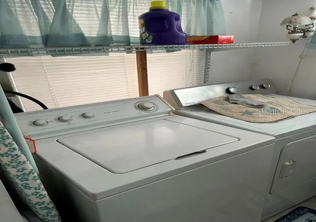 Photo 12 of Manufactured home for sale at 607 50th Avenue Ter W, Bradenton, FL 34207 | MLS# A4700517 | Listing updated on 2026-09-03