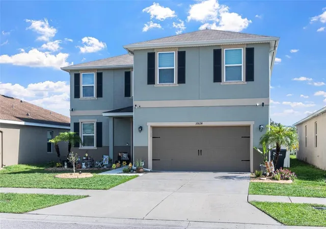 Photo 3 of Single family home for sale at 10624 Aldo Moro Dr, Wimauma, FL 33598 | MLS# TB8530858 | Listing updated on 2026-07-21