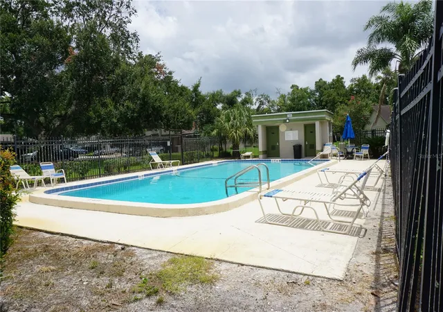 2nd image of 7807 Amberlea Ct, Temple Terrace, FL 33637