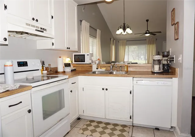 5th image of 7807 Amberlea Ct #7807, Temple Terrace, FL 33637 | MLS# TB8530862