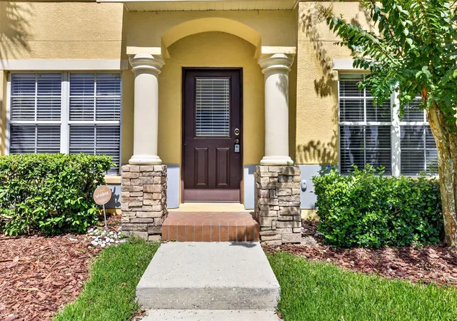 Photo 2 of Townhouse for sale at 37602 Aaralyn Rd, Zephyrhills, FL 33542 | MLS# TB8530869 | Listing updated on 2026-08-28