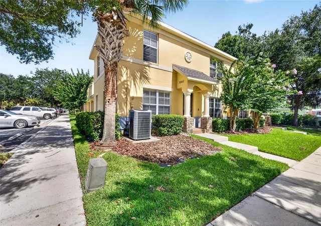 Photo 3 of Townhouse for sale at 37602 Aaralyn Rd, Zephyrhills, FL 33542 | MLS# TB8530869 | Listing updated on 2026-08-28