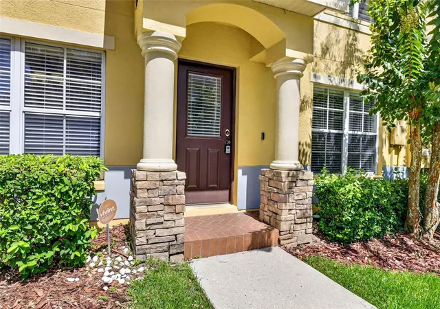 Photo 3 of Townhouse for sale at 37602 Aaralyn Rd, Zephyrhills, FL 33542 | MLS# TB8530869 | Listing updated on 2026-08-28