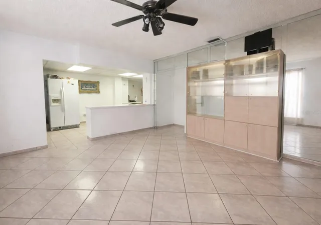 3rd image of 955 79Th Ter, Miami Beach, FL 33141 | MLS# OM728829