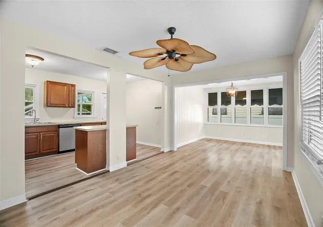 Photo 4 of Single family home for sale at 446 37th Avenue NE, Saint Petersburg, FL 33704 | MLS# O6426583 | Listing updated on 2026-08-26