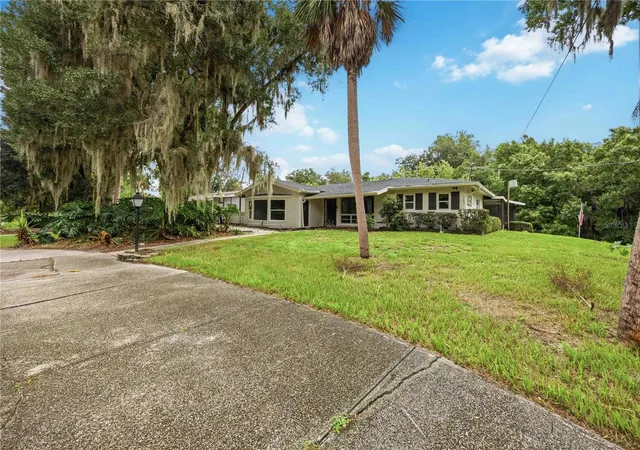 Photo 3 of Single family home for sale at 5430 Timberlane Rd, Lake Wales, FL 33898 | MLS# L4963629 | Listing updated on 2026-09-29