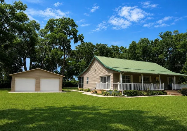 3rd image of 18848 Sw 60Th St, Dunnellon, FL 34432 | MLS# OM728833