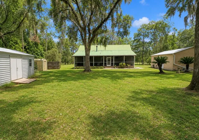 5th image of 18848 Sw 60Th St, Dunnellon, FL 34432 | MLS# OM728833