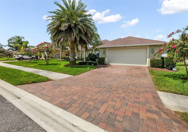 Photo 3 of Single family home for sale at 64 Arena Lake Dr, Palm Coast, FL 32137 | MLS# FC320081 | Listing updated on 2026-08-01