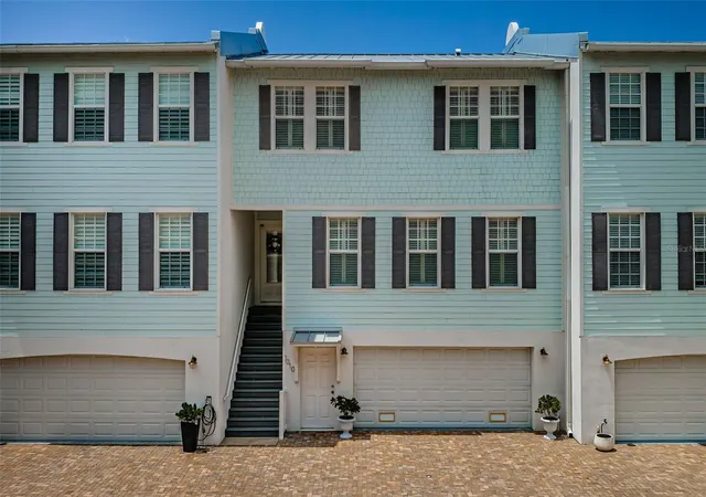 Photo 4 of Townhouse for sale at 7010 Grevilla Ave S, South Pasadena, FL 33707 | MLS# TB8530895 | Listing updated on 2026-09-14