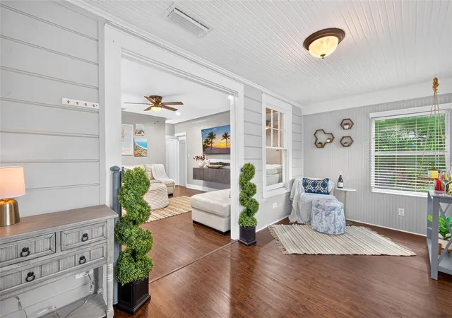 Photo 2 of Single family home for sale at 920 29th Street N, Saint Petersburg, FL 33713 | MLS# TB8530898 | Listing updated on 2026-09-12