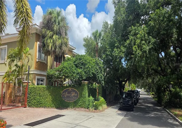 1st image of 4907 Bayshore Blvd #103, Tampa, FL 33611 | MLS# TB8530900