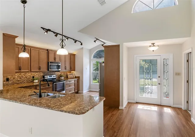 4th image of 416 Sand Pebble Cvs, Longwood, FL 32750 | MLS# O6426601