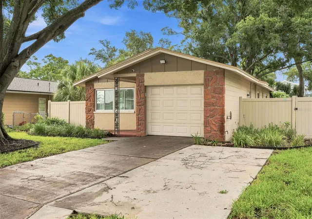Photo 26 of Single family home for sale at 205 Se Monroe Cir N, Saint Petersburg, FL 33703 | MLS# OM728838 | Listing updated on 2026-09-15