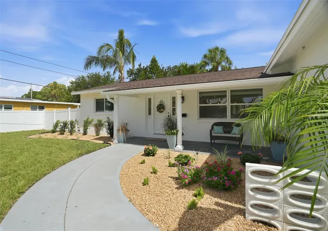 Photo 1 of Single family home for sale at 1819 Maryland Ave Ne, Saint Petersburg, FL 33703 | MLS# TB8530907 | Listing updated on 2026-08-07
