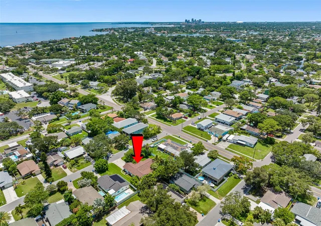 Photo 29 of Single family home for sale at 1819 Maryland Ave NE, Saint Petersburg, FL 33703 | MLS# TB8530907 | Listing updated on 2026-10-13