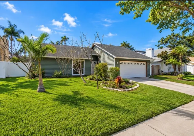 Photo 37 of Single family home for sale at 10906 Autumn Oak Pl, Tampa, FL 33618 | MLS# TB8530917 | Listing updated on 2026-08-14