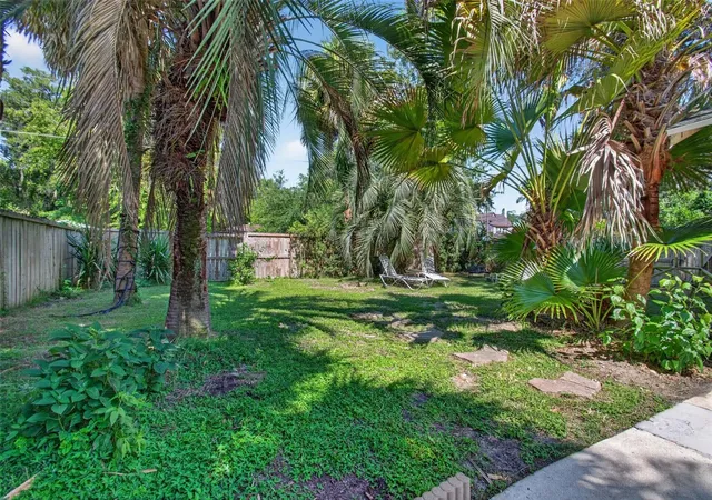 46th image of 715 Nw 22nd Ave, Gainesville, FL 32609 | MLS# GC542096