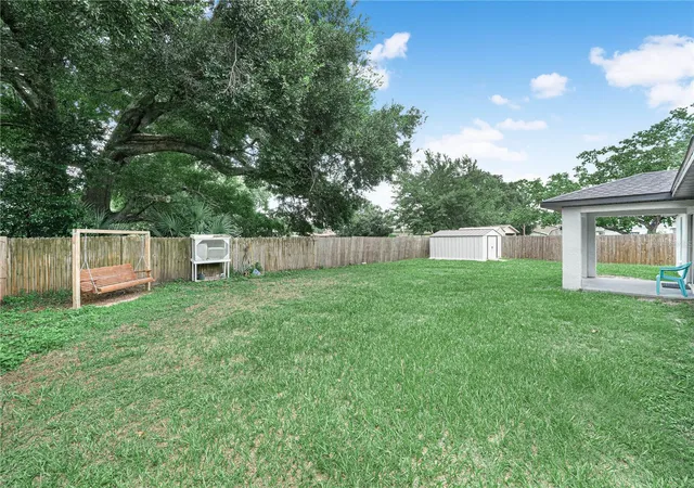 Photo 3 of Single family home for sale at 1705 Sandalwood Cir SW, Winter Haven, FL 33880 | MLS# P4939364 | Listing updated on 2026-08-24