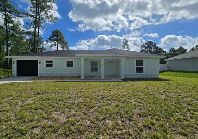 Photo 1 of Single family home for sale at 35 Sequoia Trl, Ocklawaha, FL 32179 | MLS# OM728840 | Listing updated on 2026-08-28
