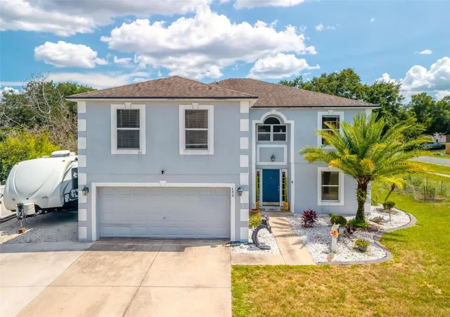 1st image of 600 Briarcliff Rd, Eustis, FL 32726 | MLS# G5115326