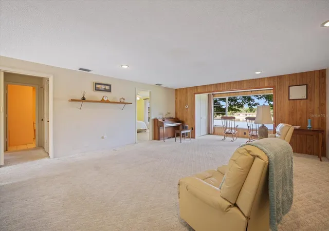 Listing Photo 4 - Condo for sale in building located at 4438 Narraganset Trl, SARASOTA, FL 34233 - Unit #98A