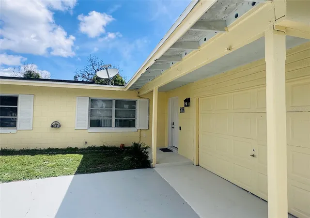 Photo 3 of Single family home for sale at 767 Forester Ave, Orlando, FL 32809 | MLS# S5154063 | Listing updated on 2026-07-25