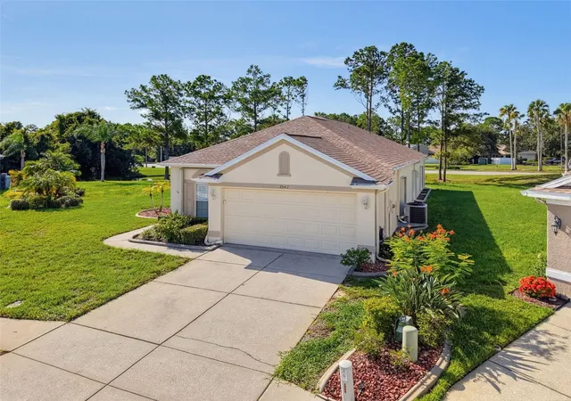 Photo 4 of Sale Pending at 2542 Sandy Hl Ct, Holiday, FL 34691 | MLS# TB8530935 | Listing updated on 2026-09-14