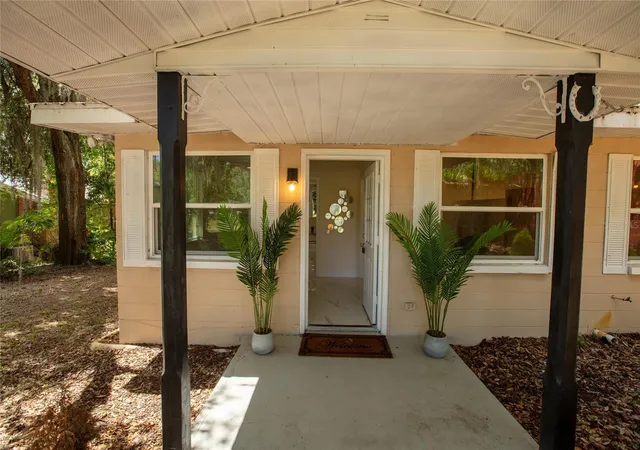 Photo 3 of Single family home for sale at 111 2nd Street, Melrose, FL 32666 | MLS# GC542098 | Listing updated on 2026-07-21
