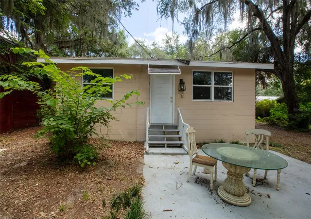Photo 4 of Single family home for sale at 111 2nd Street, Melrose, FL 32666 | MLS# GC542098 | Listing updated on 2026-07-21