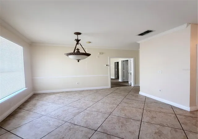 Listing Photo 4 - Condo for sale in building located at 5525 G Ave NW, ORLANDO, FL 32839 - Unit #4625