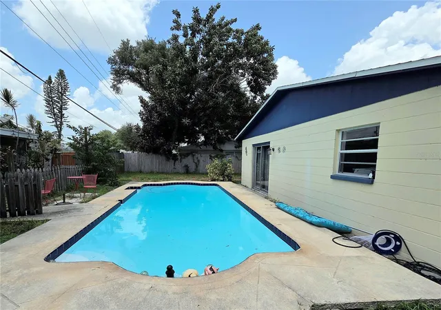 Photo 1 of Single family home for sale at 9272 51st Street N, Pinellas Park, FL 33782 | MLS# TB8530951 | Listing updated on 2026-10-06
