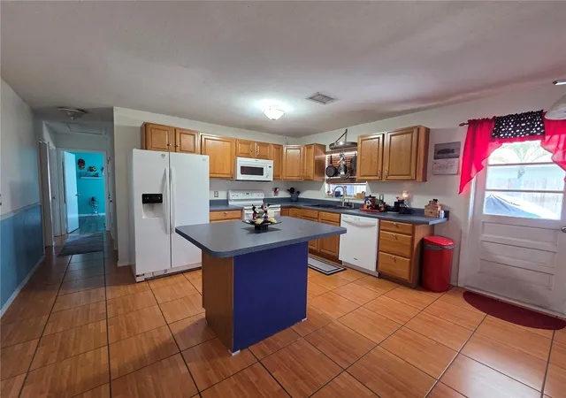 Photo 2 of Single family home for sale at 9272 51st Street N, Pinellas Park, FL 33782 | MLS# TB8530951 | Listing updated on 2026-10-06