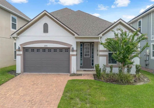 Photo 1 of Single family home for sale at 2285 Centerra Loop, Kissimmee, FL 34741 | MLS# O6426645 | Listing updated on 2026-08-11