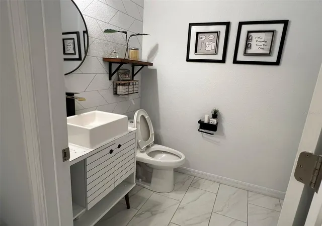 Photo 3 of Single family home for sale at 4862 Southlawn Ave, Orlando, FL 32811 | MLS# O6426654 | Listing updated on 2026-09-13