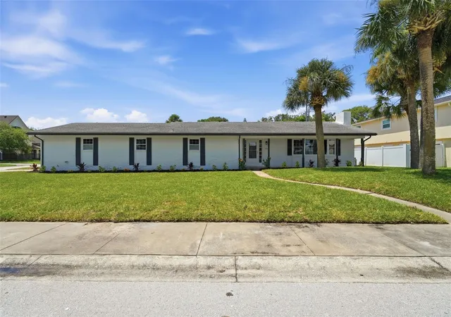 Photo 1 of Single family home for sale at 102 Ann Rustin Dr, Ormond Beach, FL 32176 | MLS# O6426657 | Listing updated on 2026-09-29