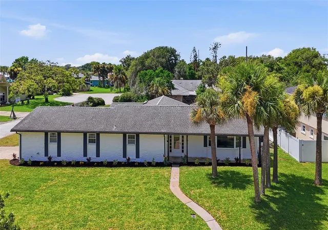 Photo 2 of Single family home for sale at 102 Ann Rustin Dr, Ormond Beach, FL 32176 | MLS# O6426657 | Listing updated on 2026-09-29