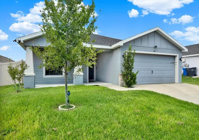 Photo 2 of Single family home for sale at 117 Eagle Summit Dr, Ruskin, FL 33570 | MLS# TB8530990 | Listing updated on 2026-07-29