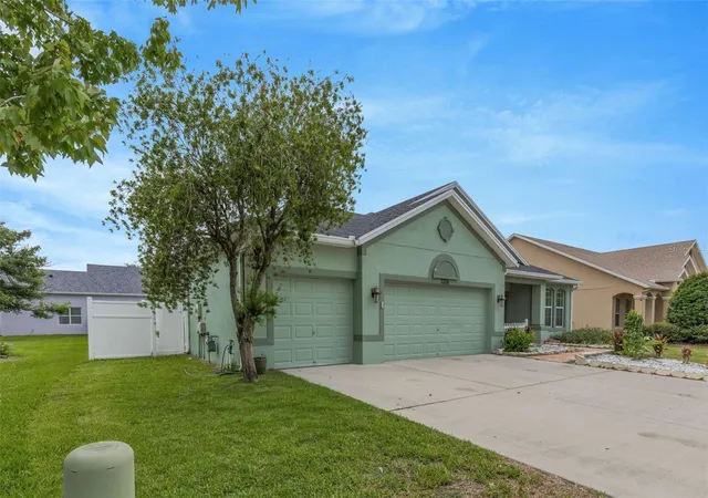 4th image of 2206 Via Cortona St, Plant City, FL 33566 | MLS# TB8530992
