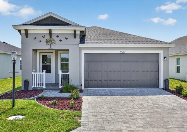 Photo 3 of Single family home for sale at 9619 Sw 62nd Court, Ocala, FL 34476 | MLS# OM728856 | Listing updated on 2026-10-05