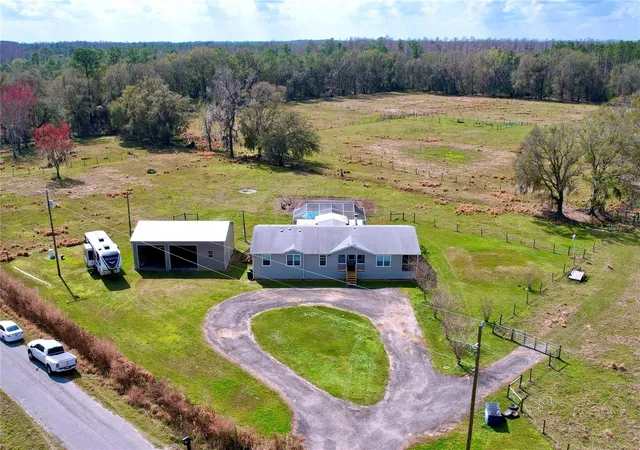 3rd image of 14890 Cr 757, Webster, FL 33597 | MLS# TB8530996