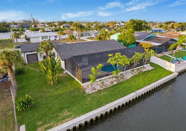 Photo 3 of Single family home for sale at 728 Spanish Main Dr, Apollo Beach, FL 33572 | MLS# TB8531002 | Listing updated on 2026-10-08