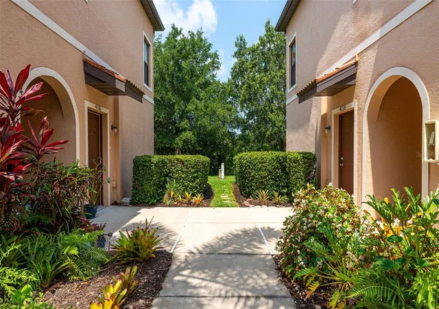 Photo 1 of Condo for sale at 4316 Via Piedra Cir #5-204, Sarasota, FL 34233 | MLS# A4700566 | Listing updated on 2026-08-30
