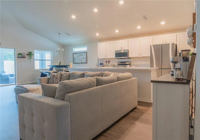 5th image of 909 Montgomery Ln, Polk City, FL 33868 | MLS# S5154072
