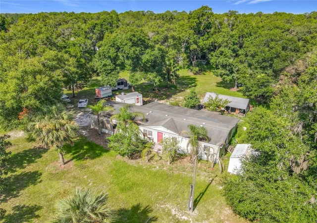 4th image of 1116 Emporia Rd, Pierson, FL 32180 | MLS# V4950307